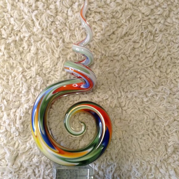 VTG Hand Blown/Hand Worked Art Glass Sculpture. Rainbow colors, on Acrylic Base - Picture 2 of 5